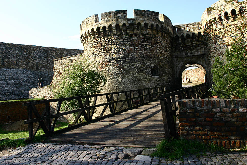 dizdar-gate1